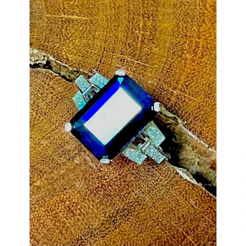 Genuine Emerald Cut Lab-Created Sapphire Set in Ring 925 Sterling Silver